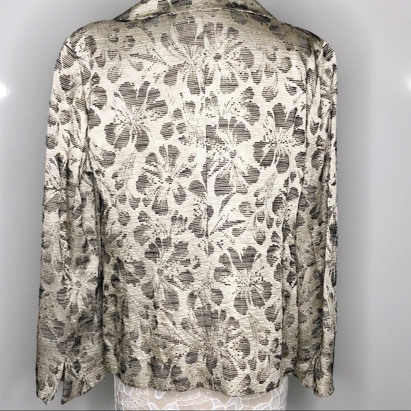 Lafayette 148 Floral Print 2 Button Blazer Jacket - Picture 3 of 9